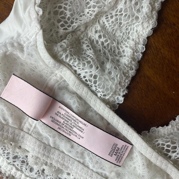 Victoria's Secret Cream White Lace Halter Bralette Medium 11092581 - Picture 5 of 5
